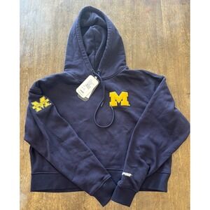 Pro Standard Women's Michigan Wolverines Cropped Sweatshirt Navy M